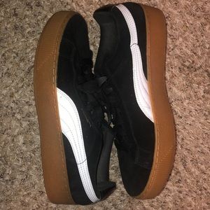 Used Puma shoes